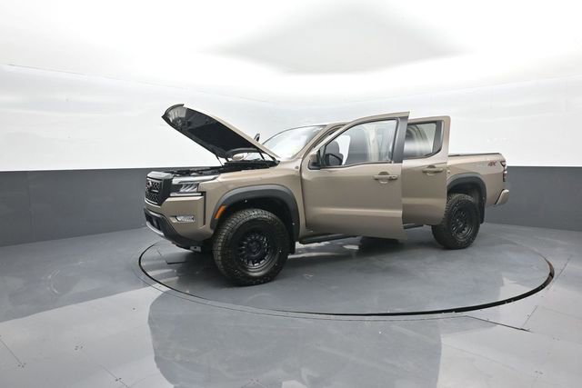 Used 2022 Nissan Frontier PRO-4X AWD/4WD image 43