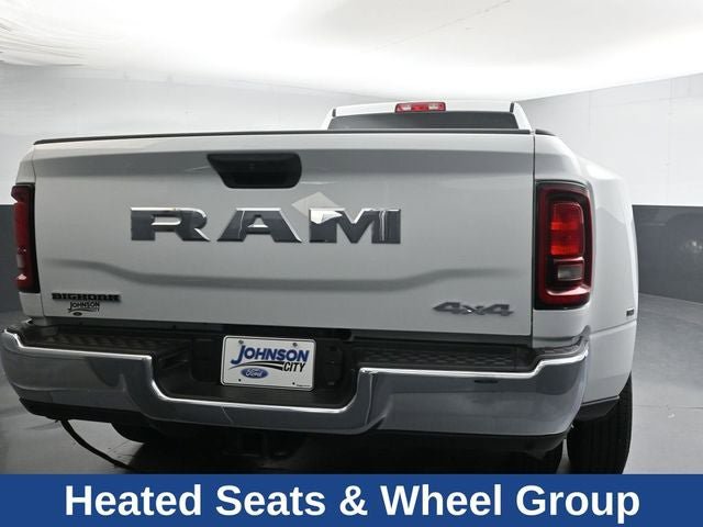 Used 2025 RAM 3500 Big Horn AWD/4WD image 12