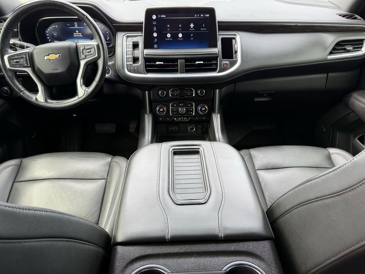 Used 2022 Chevrolet Tahoe LT w/ Luxury Package image 10