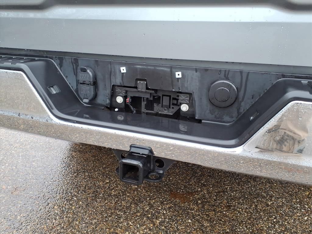 Used 2025 GMC Sierra 1500 SLT AWD/4WD image 10
