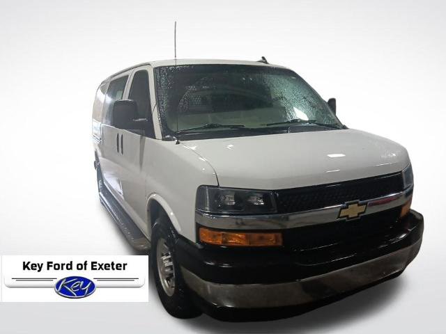 Used 2021 Chevrolet Express 2500 w/ Driver Convenience Package image 2