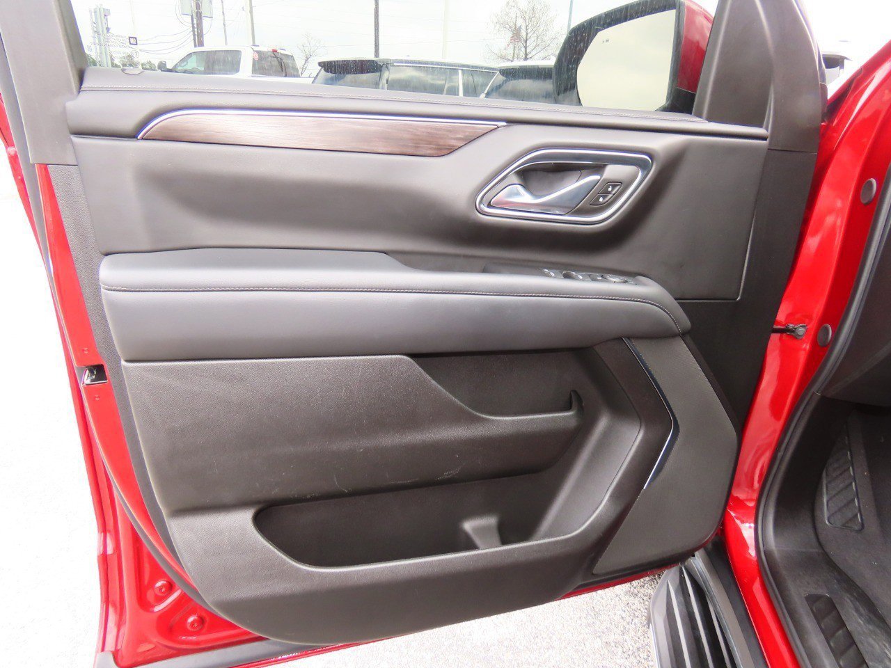 Used 2024 Chevrolet Tahoe LS w/ Driver Alert Package image 25