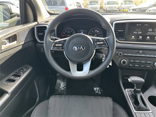 Used 2022 Kia Sportage LX image 15