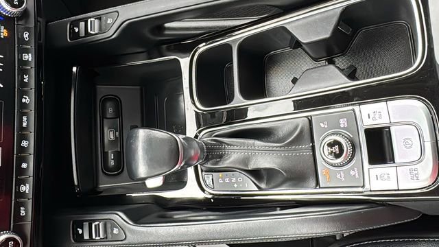 Used 2022 Kia Telluride EX w/ EX Premium Package image 28