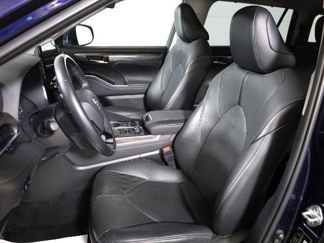 Used 2021 Toyota Highlander Limited w/ Protection Package #3 (TMS) image 8