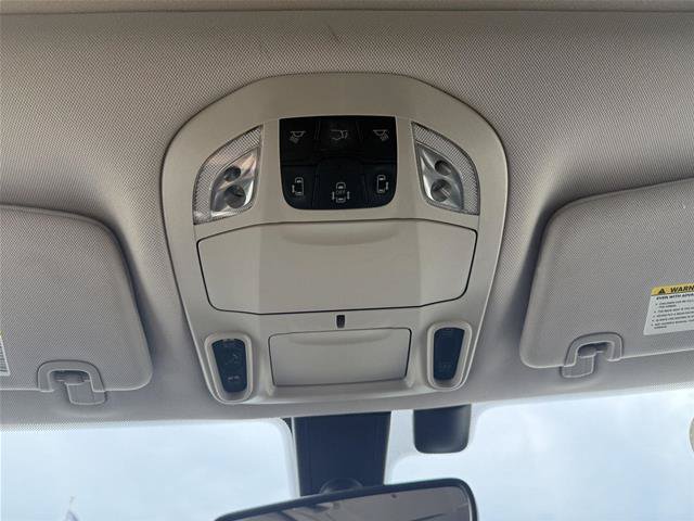 Used 2018 Chrysler Pacifica Limited FWD image 22