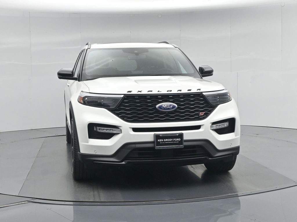 Certified 2023 Ford Explorer ST w/ Equipment Group 401A AWD/4WD image 59