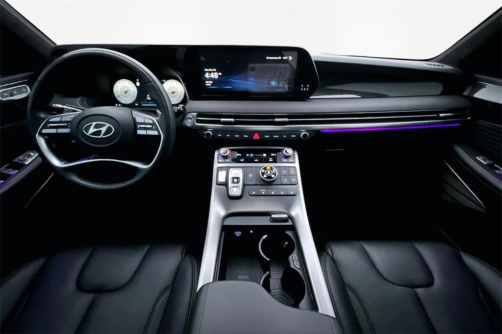 Used 2025 Hyundai Palisade Calligraphy image 16