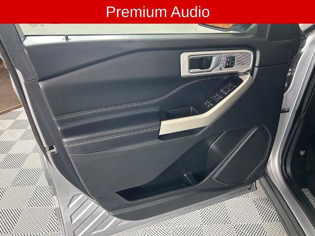 Certified 2021 Ford Explorer Limited w/ Equipment Group 301A AWD/4WD image 9