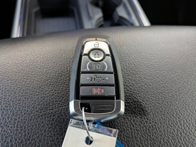 Certified 2022 Ford F250 Lariat w/ Lariat Ultimate Package image 31