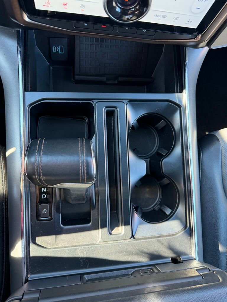 Certified 2022 Ford F150 Lightning Lariat w/ Max Trailer Tow Package image 21