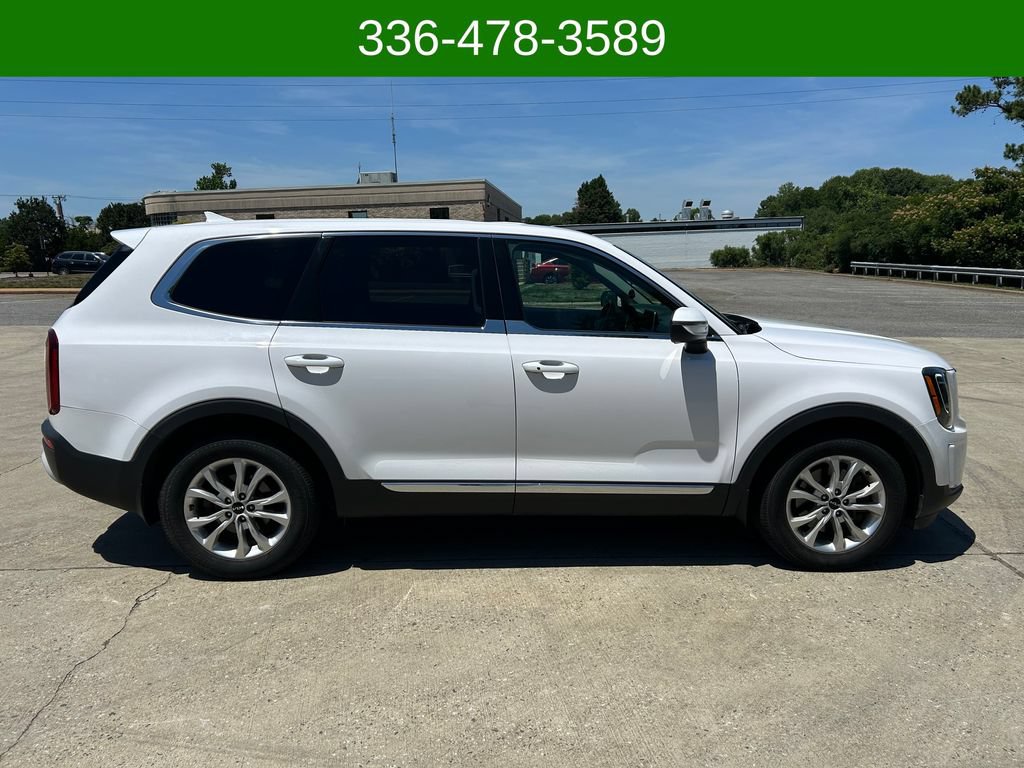 Used 2022 Kia Telluride LX AWD/4WD image 6