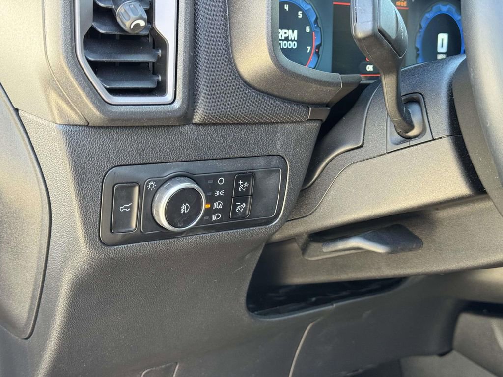 Certified 2025 Ford Bronco Sport Outer Banks w/ Outer Banks Tech Package+ AWD/4WD image 9