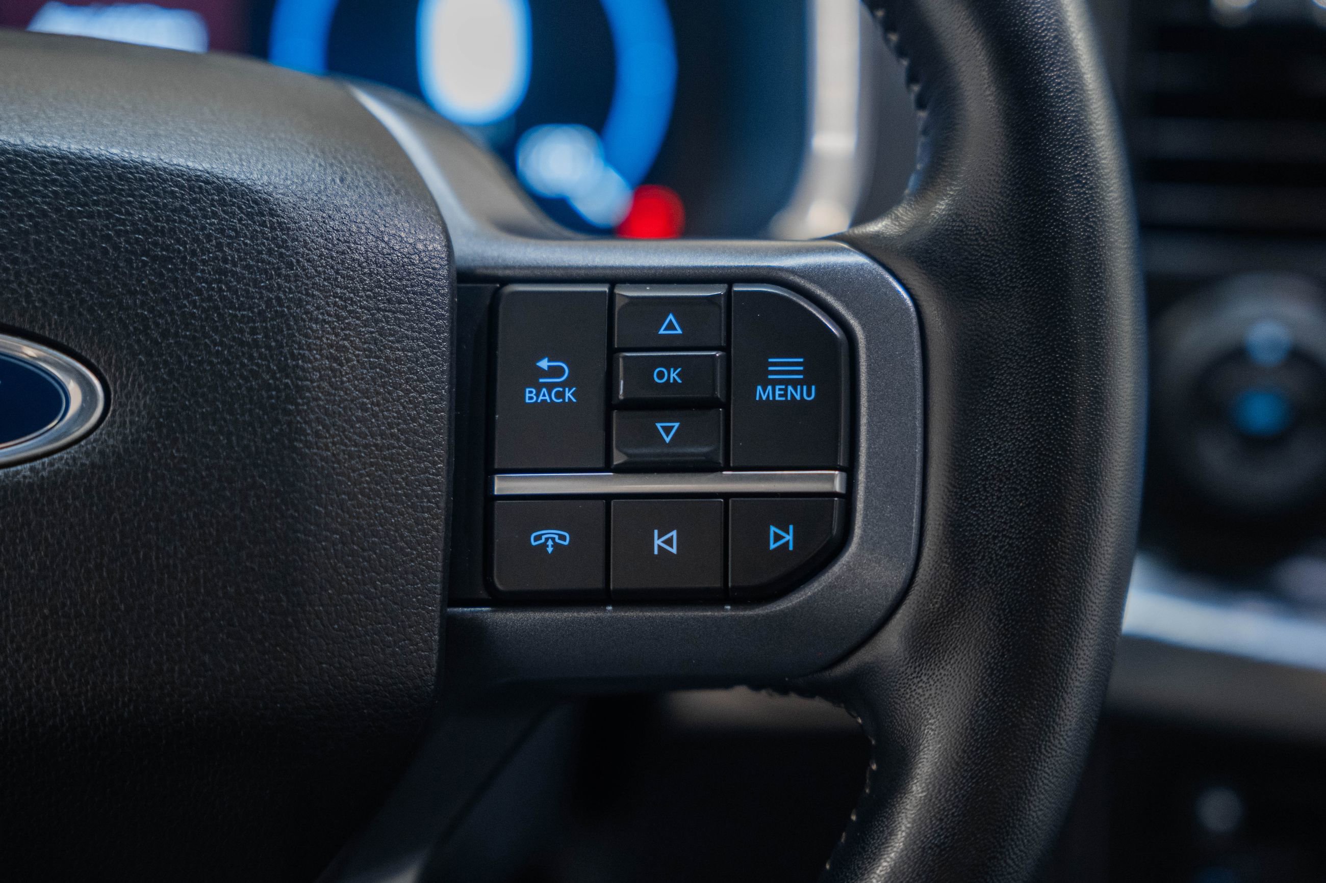 Certified 2023 Ford F150 Lariat w/ Equipment Group 502A High image 37