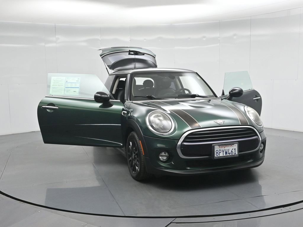 Used 2019 MINI Cooper 2-Door Hardtop image 31