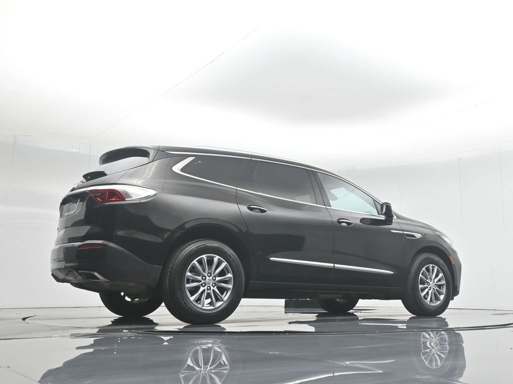 Used 2024 Buick Enclave Premium image 14
