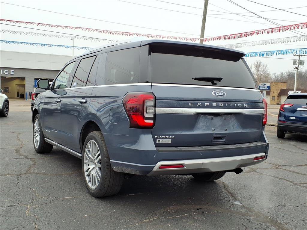 Certified 2023 Ford Expedition Platinum image 3