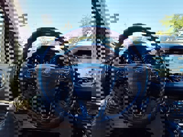 Certified 2019 Ford Escape Titanium image 19