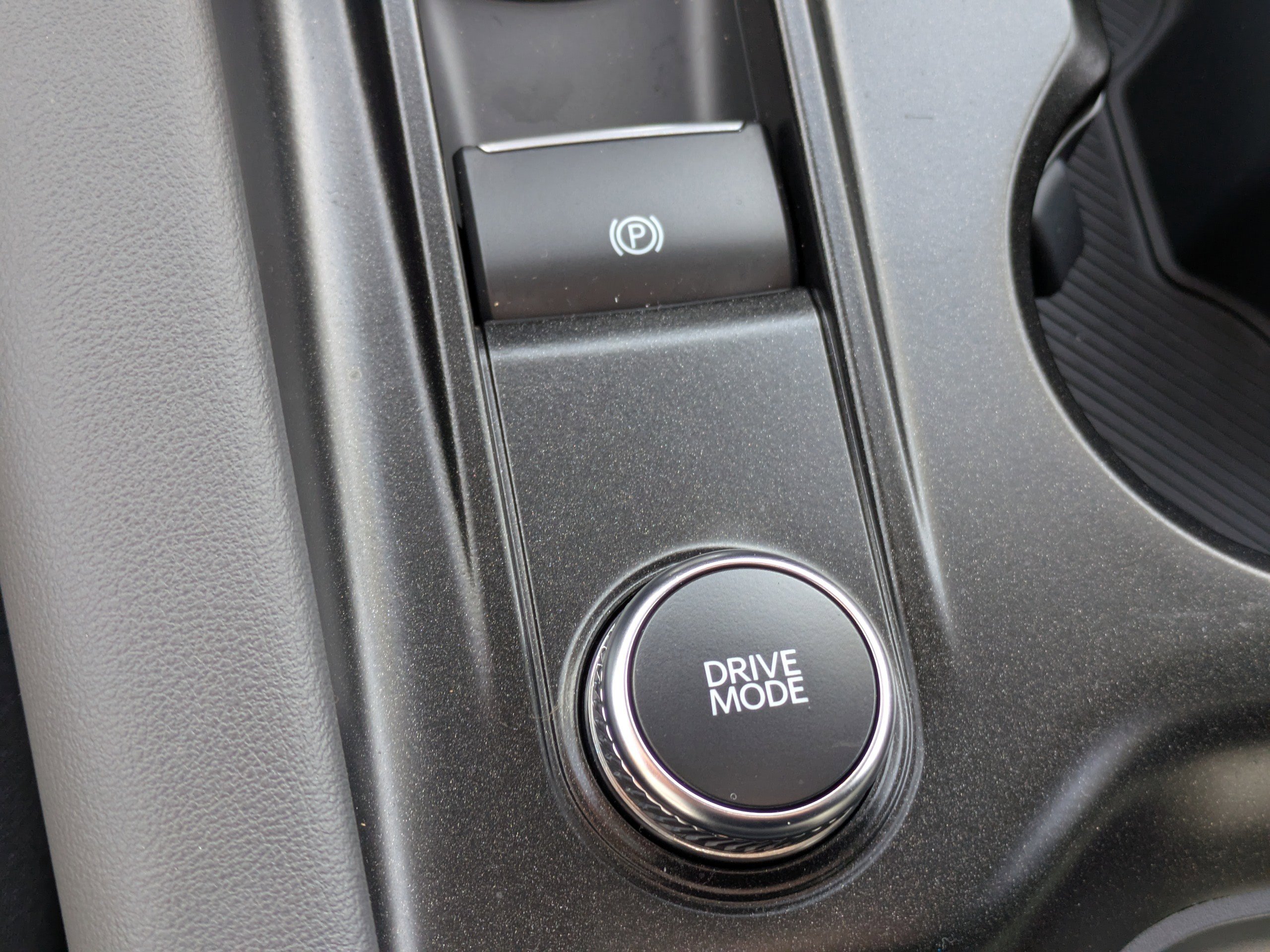 Certified 2025 Ford Explorer Active RWD image 28