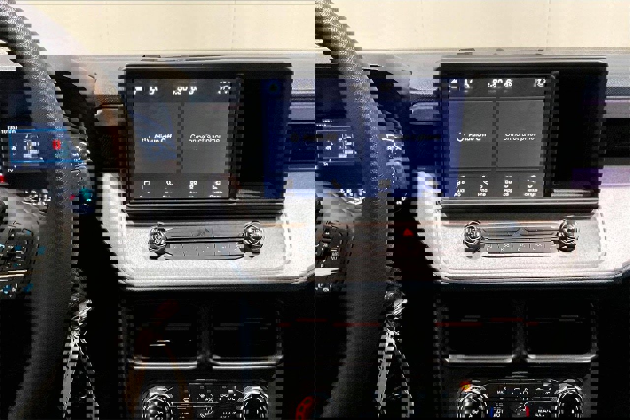 Certified 2024 Ford Maverick XLT image 9