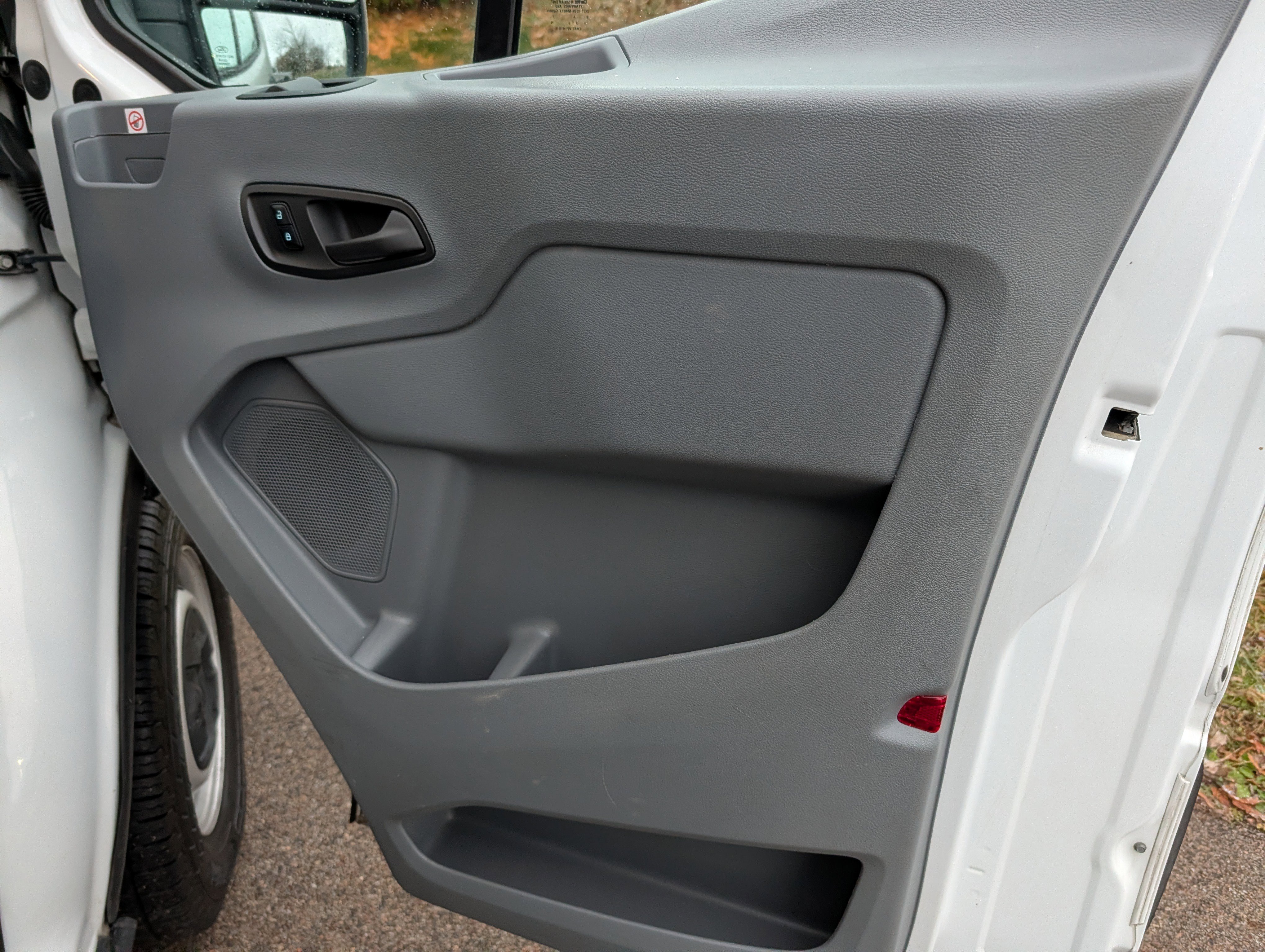 Certified 2019 Ford Transit 250 148 Medium Roof image 25