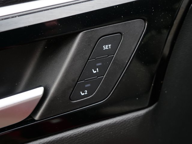 Used 2024 Mitsubishi Outlander SEL AWD/4WD image 14