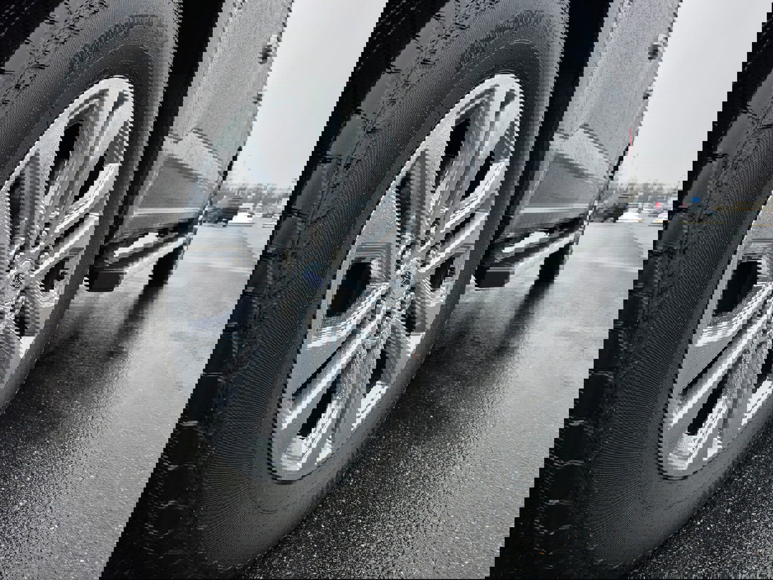 Certified 2024 Ford F150 Lariat w/ Equipment Group 502A High image 20