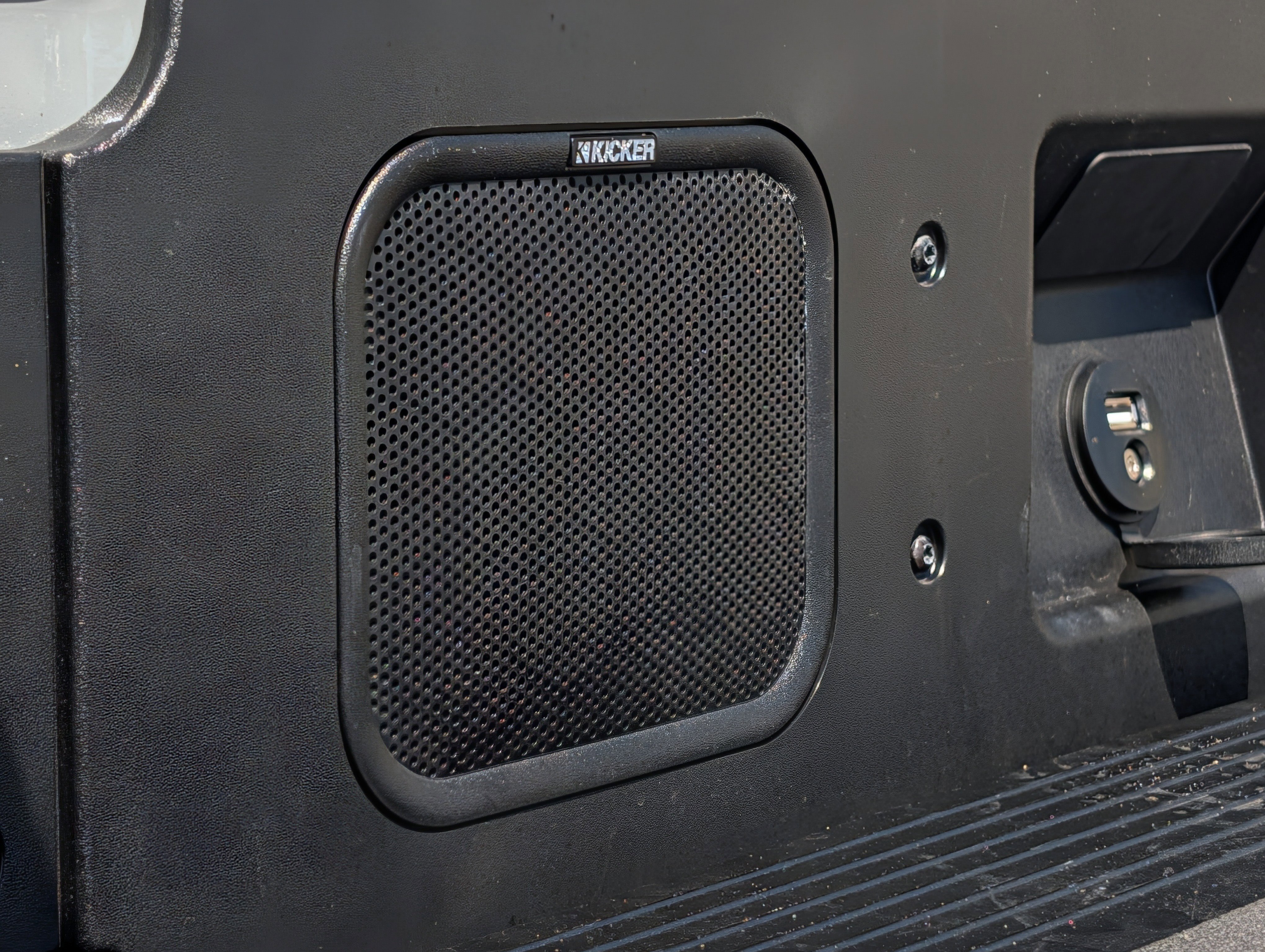 Used 2025 GMC Sierra 1500 AT4 w/ AT4 Premium Package image 16