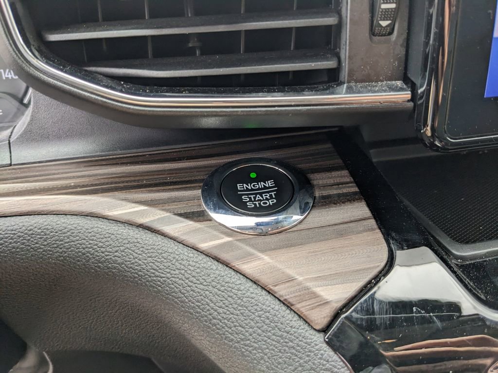 Certified 2021 Ford Explorer Limited w/ Equipment Group 301A image 28