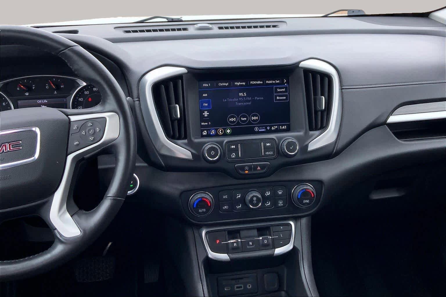 Used 2022 GMC Terrain SLT FWD image 7