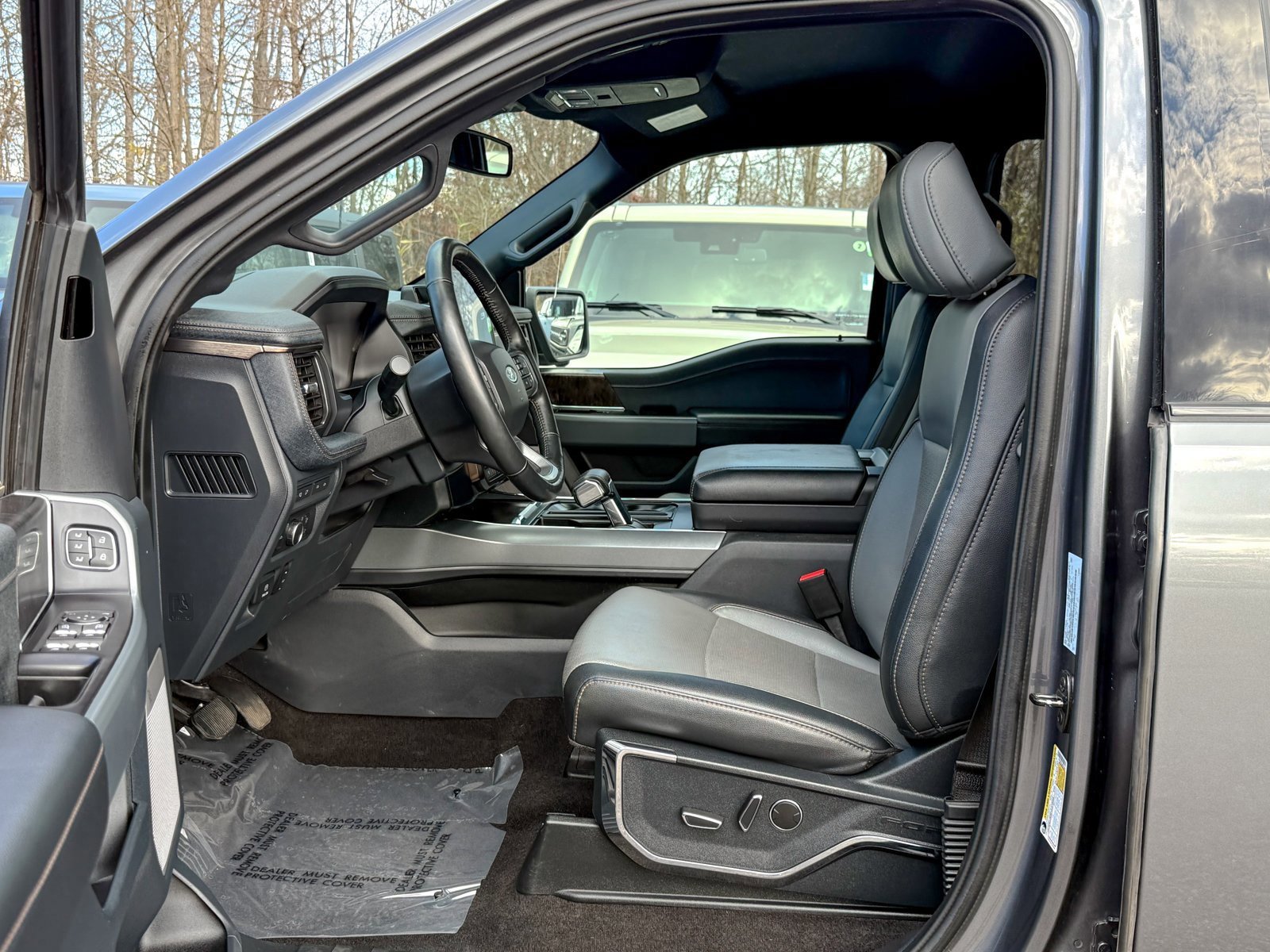 Certified 2022 Ford F150 Lightning Lariat image 17