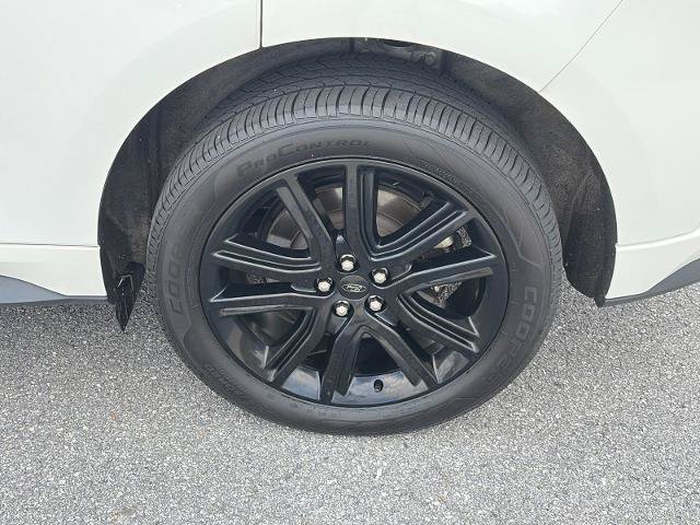 Certified 2022 Ford Edge ST-Line w/ Cargo Accessory Package AWD/4WD image 21