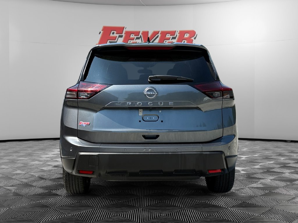 Used 2024 Nissan Rogue S FWD image 4