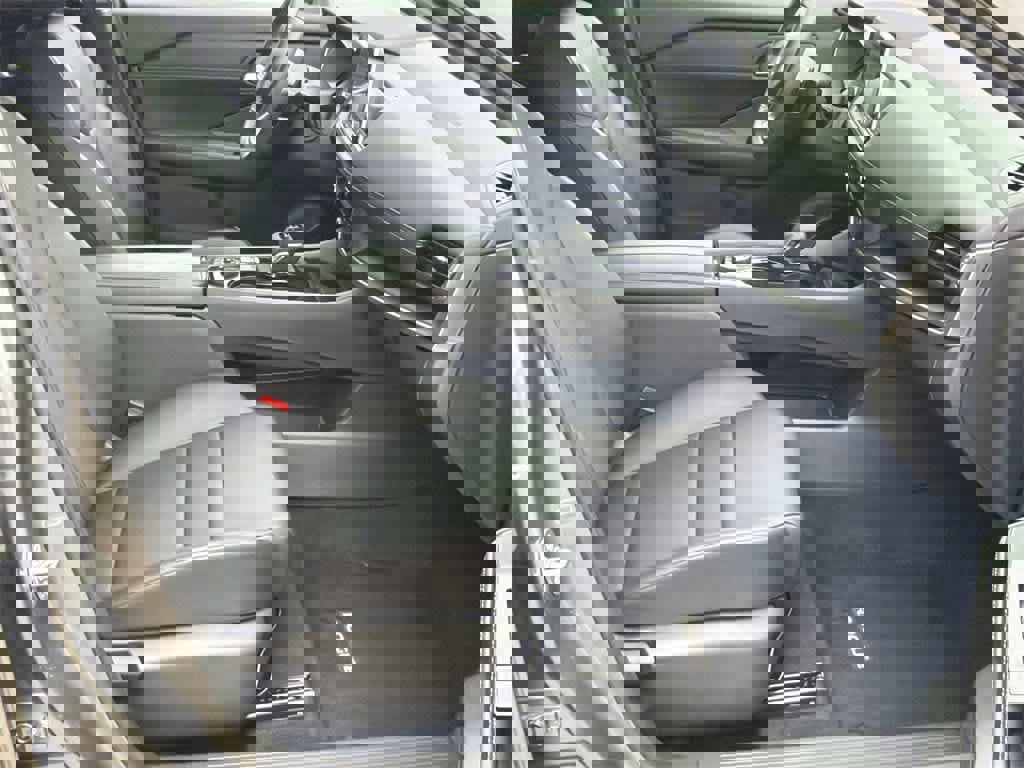 Used 2024 Nissan Rogue SV w/ SV Premium Package image 12