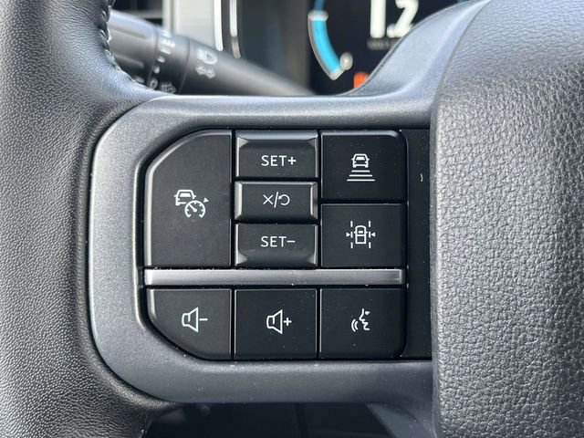 Certified 2023 Ford F150 Lariat w/ Equipment Group 502A High image 28