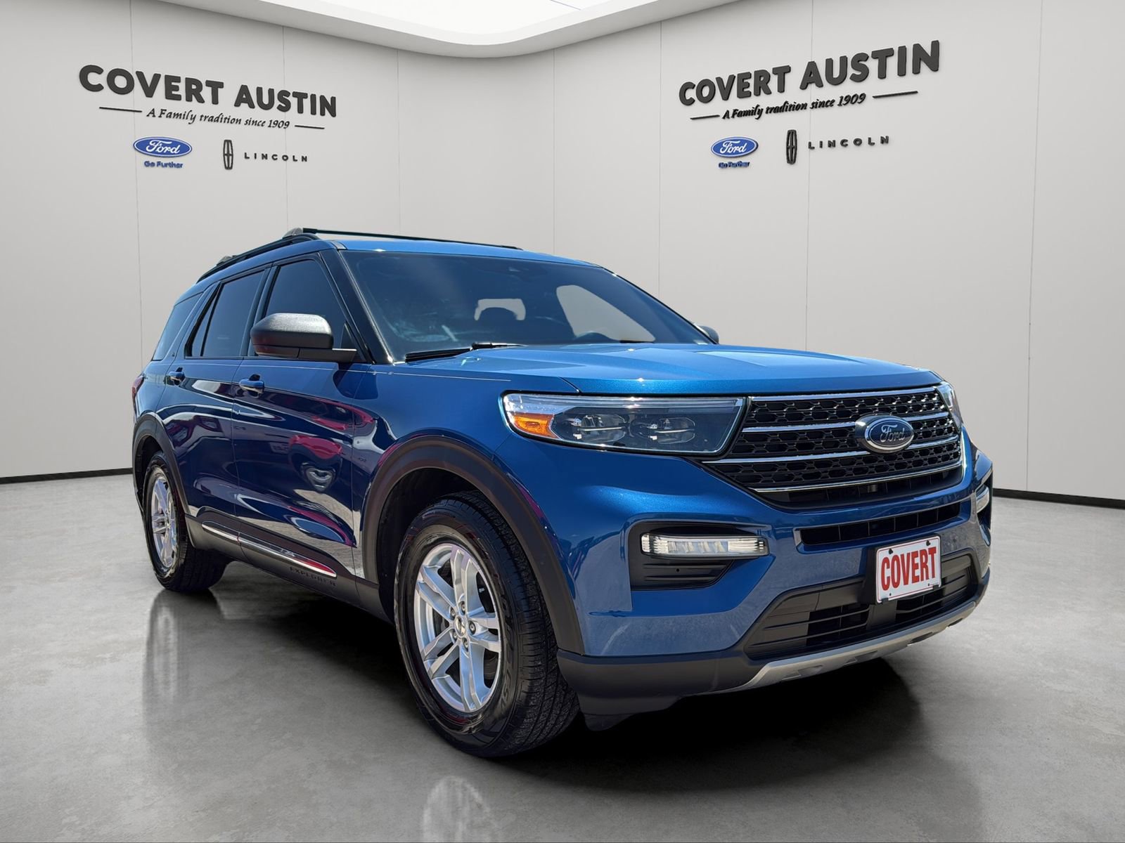 Certified 2020 Ford Explorer XLT w/ Equipment Group 202A RWD image 7