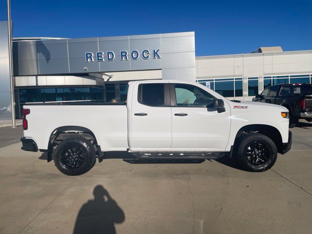 Used 2019 Chevrolet Silverado 1500 Custom Trail Boss w/ Custom Convenience Package AWD/4WD image 3