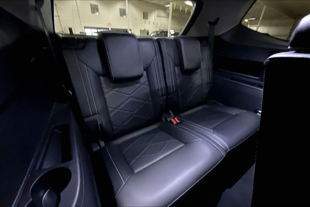 Used 2025 Volkswagen Atlas SE image 26