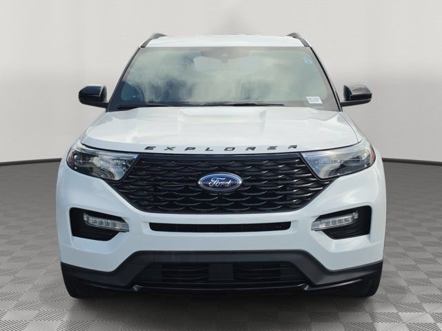 Certified 2023 Ford Explorer ST-Line w/ Class IV Trailer Tow Package RWD video 2