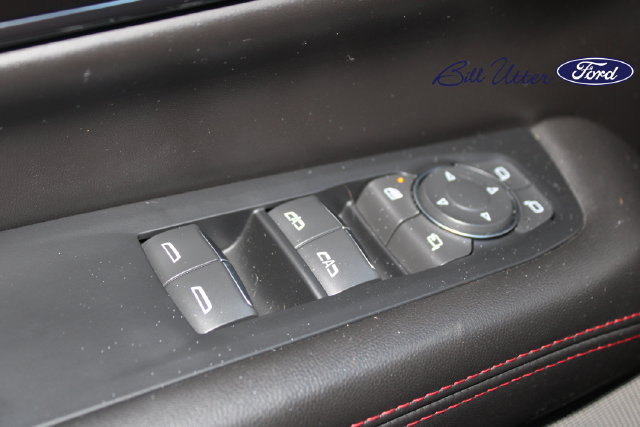 Used 2025 GMC Yukon AT4 Ultimate w/ LPO, Floor Liner Package AWD/4WD image 23