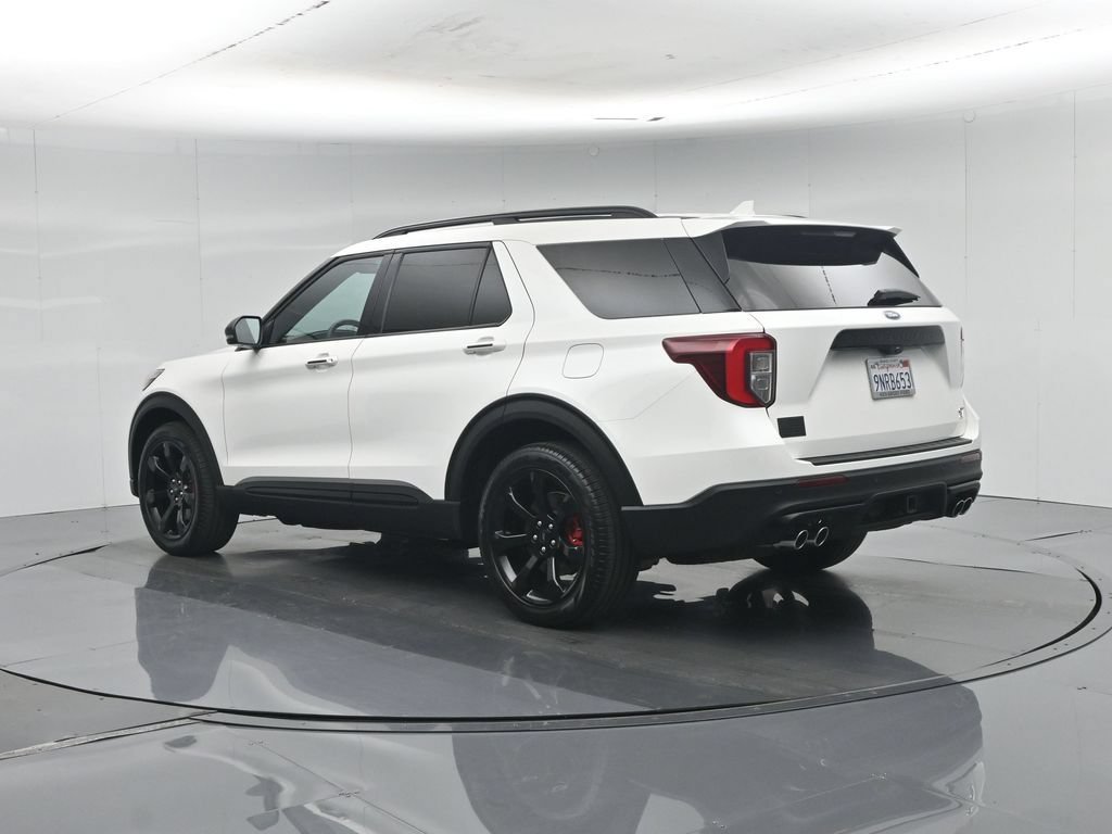 Certified 2024 Ford Explorer ST w/ Equipment Group 401A AWD/4WD image 7