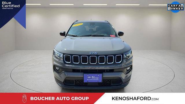 Used 2023 Jeep Compass Latitude w/ Sun and Sound Group AWD/4WD image 2