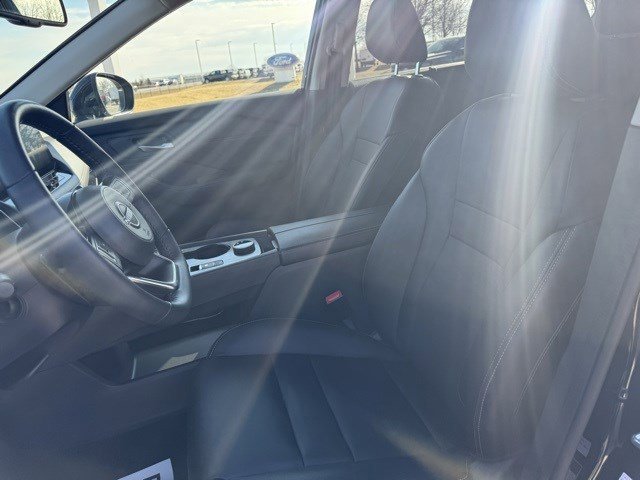 Used 2024 Nissan Rogue SL w/ SL Premium Package image 13