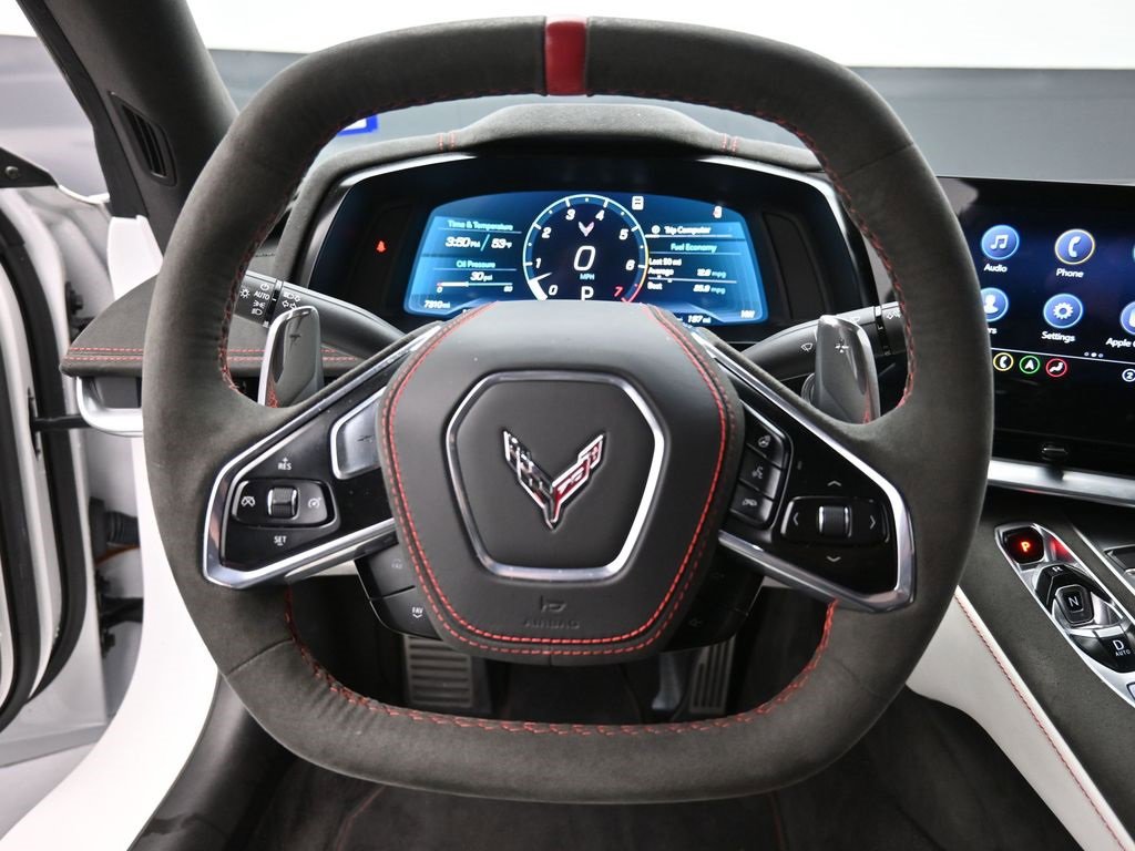 Used 2023 Chevrolet Corvette Stingray Premium Conv w/ Z51 Performance Package image 6
