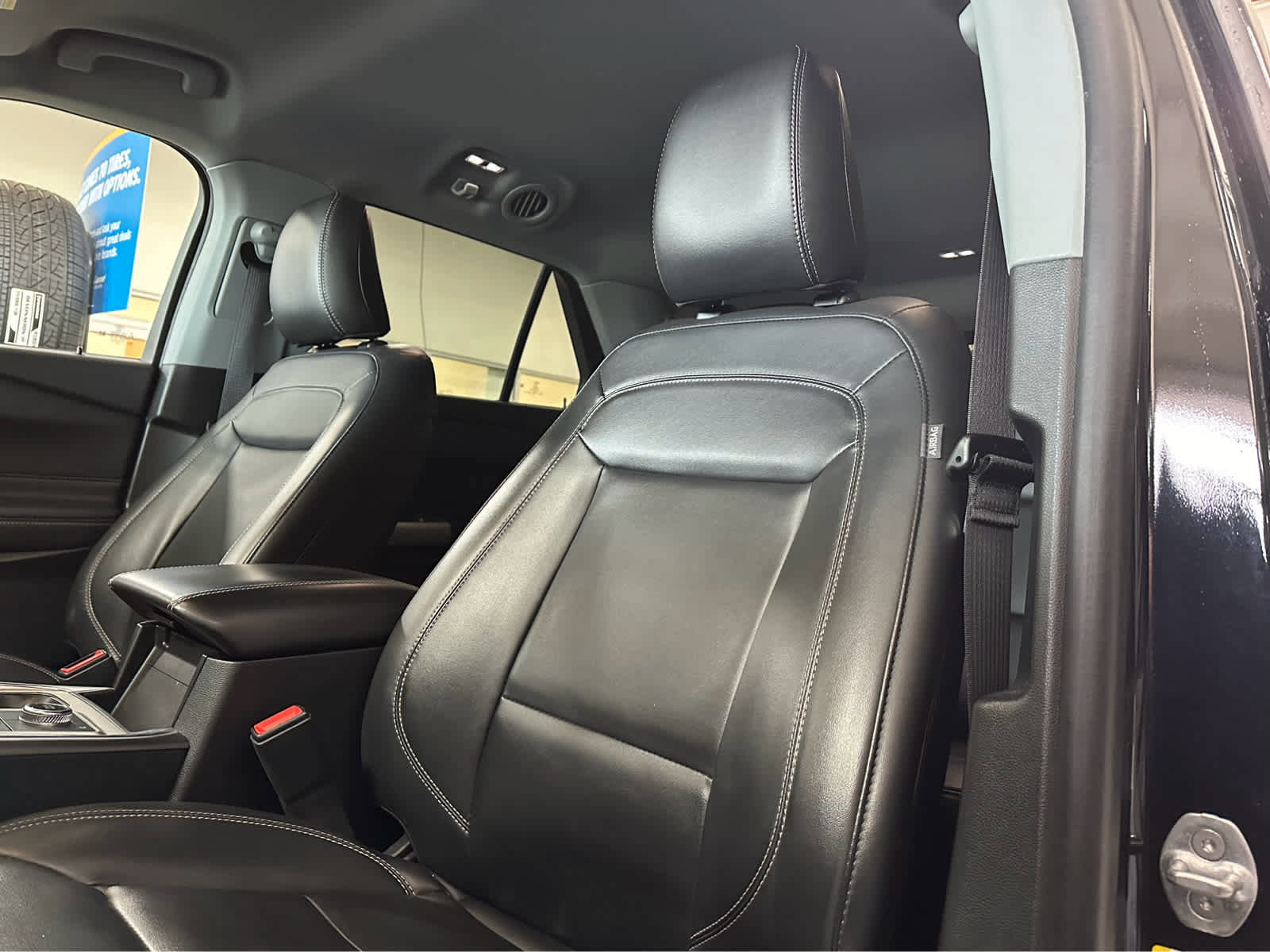 Certified 2022 Ford Explorer XLT w/ Equipment Group 202A image 20