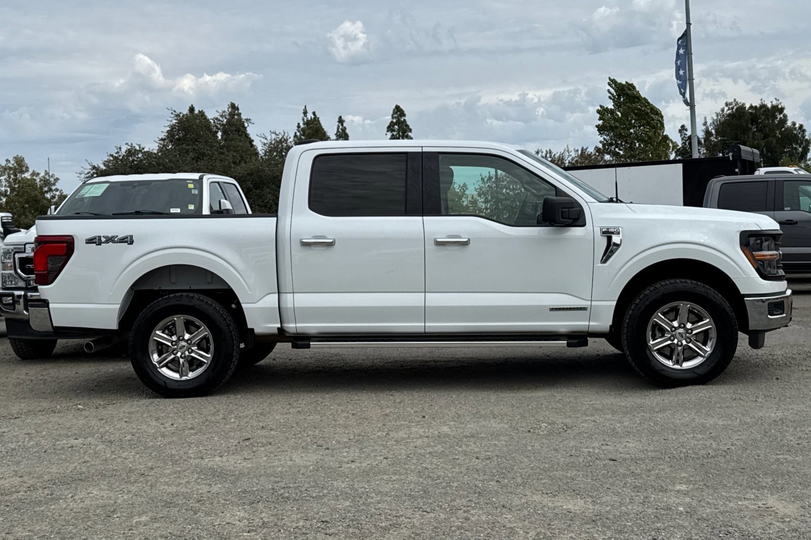 Certified 2024 Ford F150 XLT w/ Mobile Office Package image 6