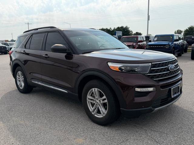 Certified 2020 Ford Explorer XLT w/ Equipment Group 202A RWD image 7
