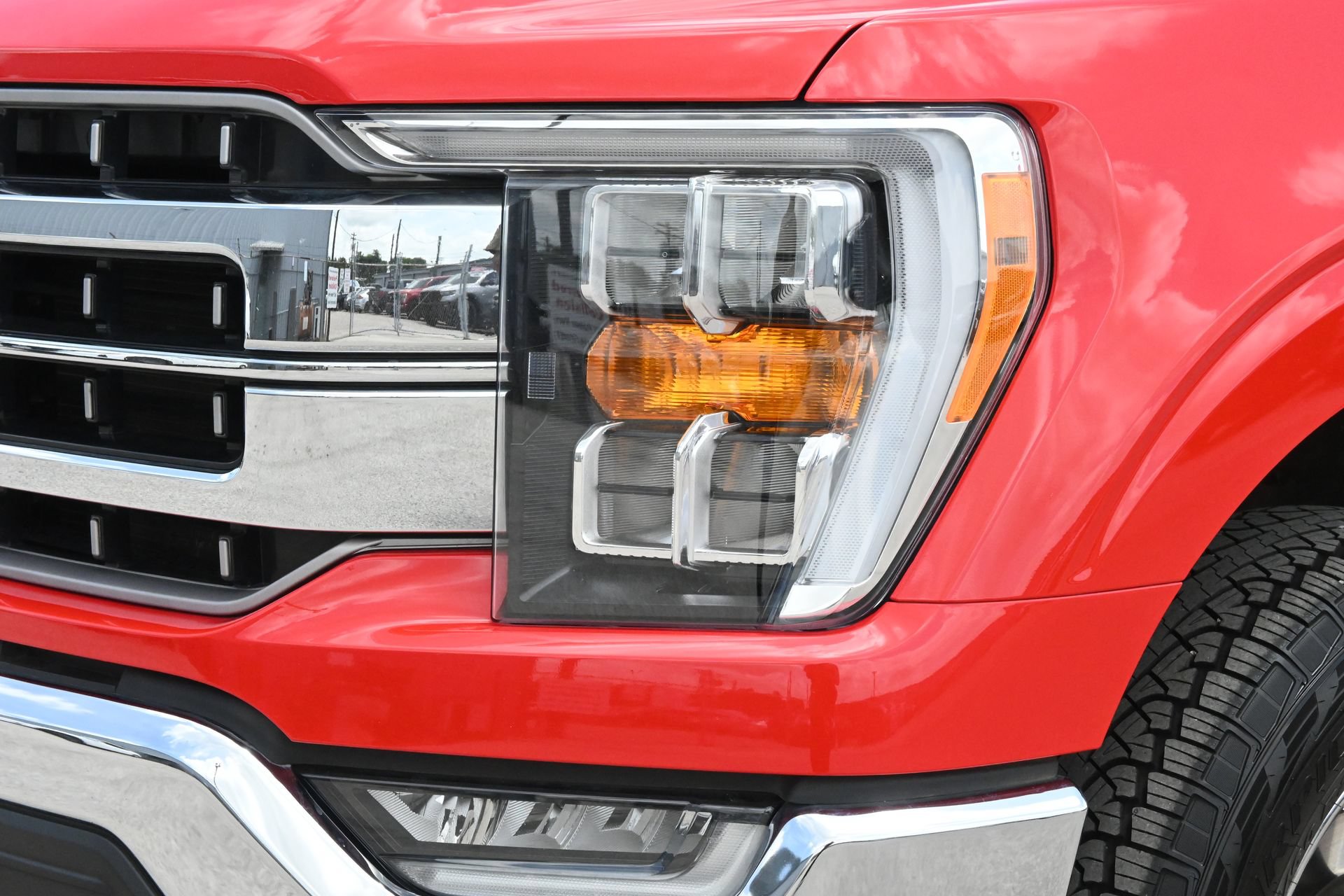 Certified 2023 Ford F150 Lariat w/ FX4 Off-Road Package AWD/4WD image 26