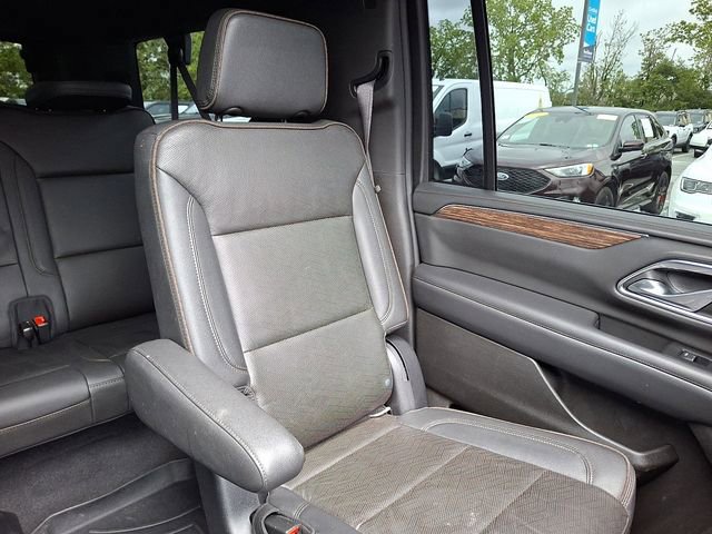 Used 2021 Chevrolet Suburban High Country AWD/4WD image 28
