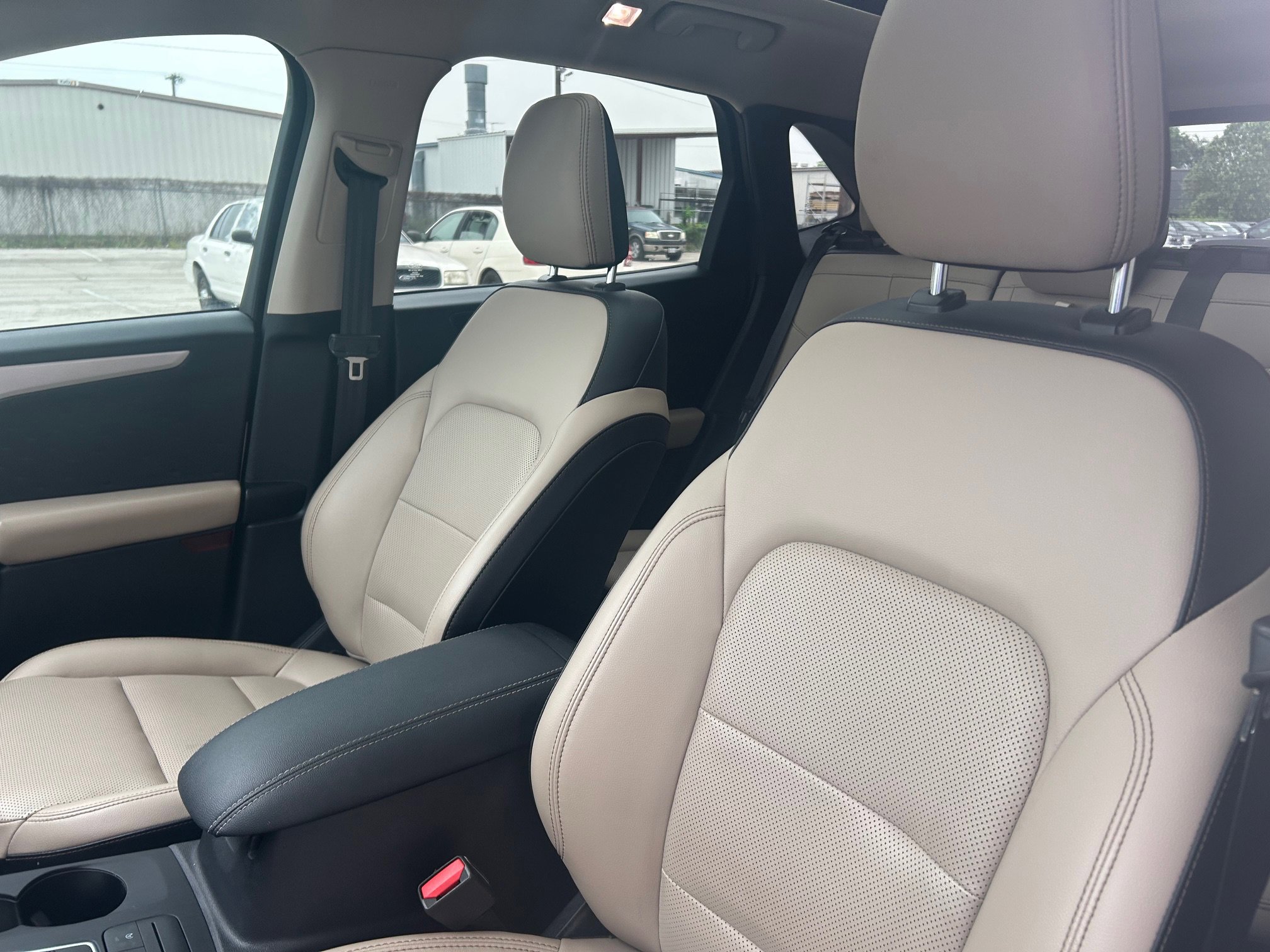 Certified 2020 Ford Escape SEL FWD image 8